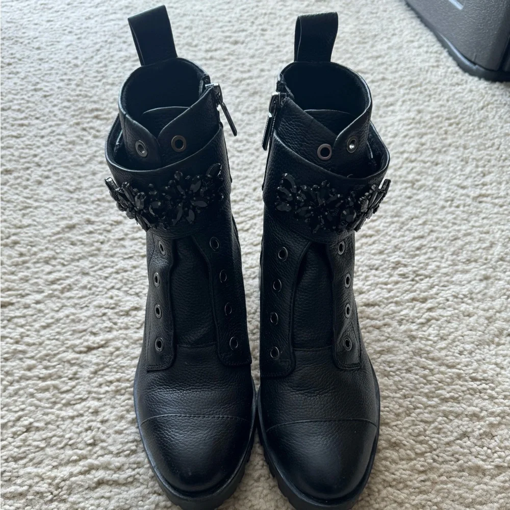 Karl Lagerfeld Bejeweled Black Combat boot size 7.5 - Picture 6 of 6